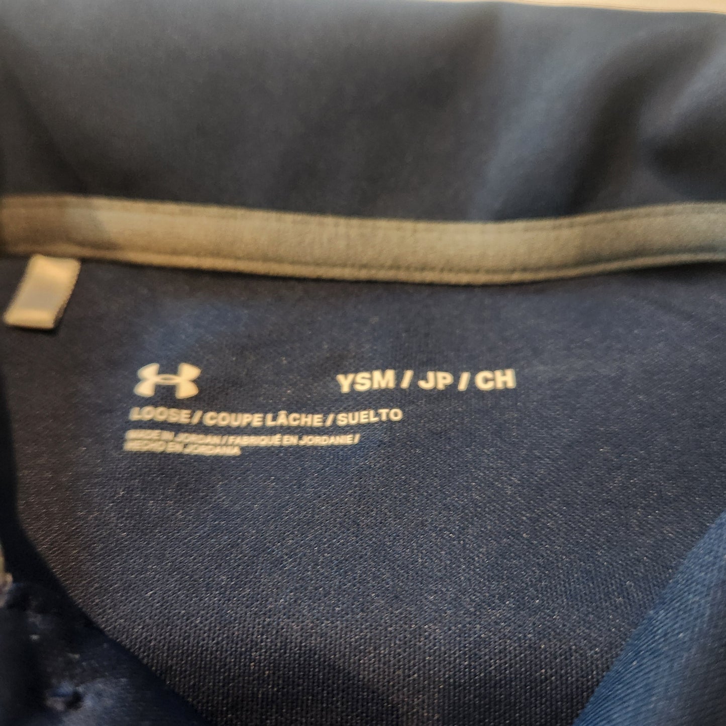 #142 Under Armour YS Youth Small Dry Fit Style Navy Polo Shirt