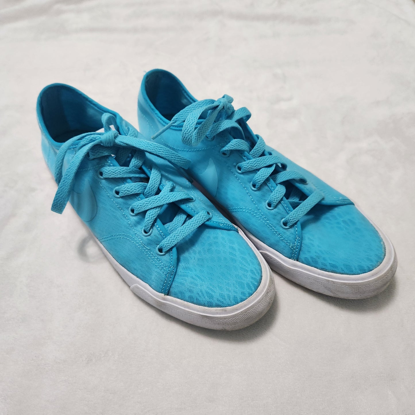 REDUCED #142 NIKE Primo Court BR Womens Sz 10 Gamma Blue/White Casual Sneakers