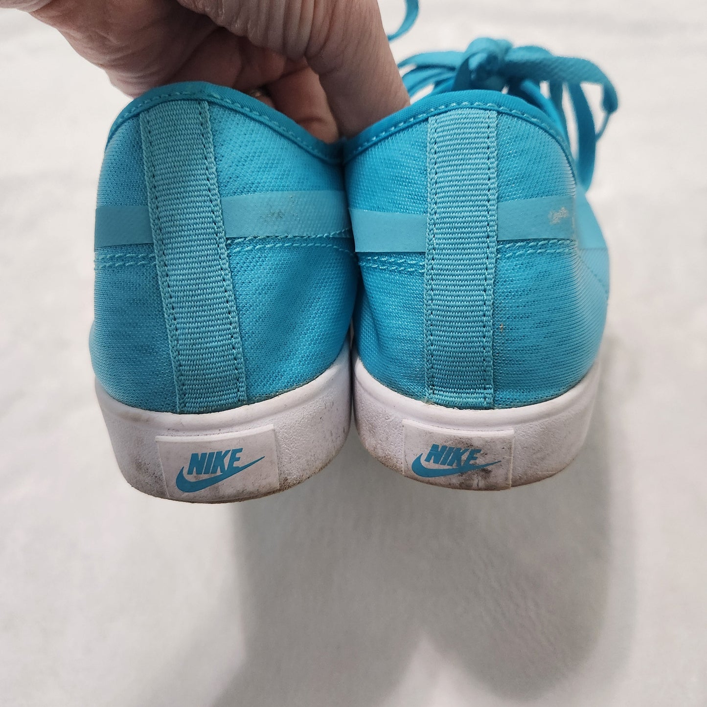 REDUCED #142 NIKE Primo Court BR Womens Sz 10 Gamma Blue/White Casual Sneakers