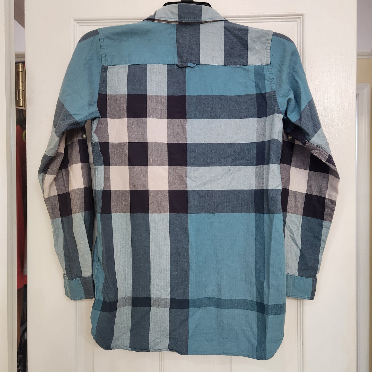 #142 Burberry Children 14Y Blue Exploded Check Button Down Shirt