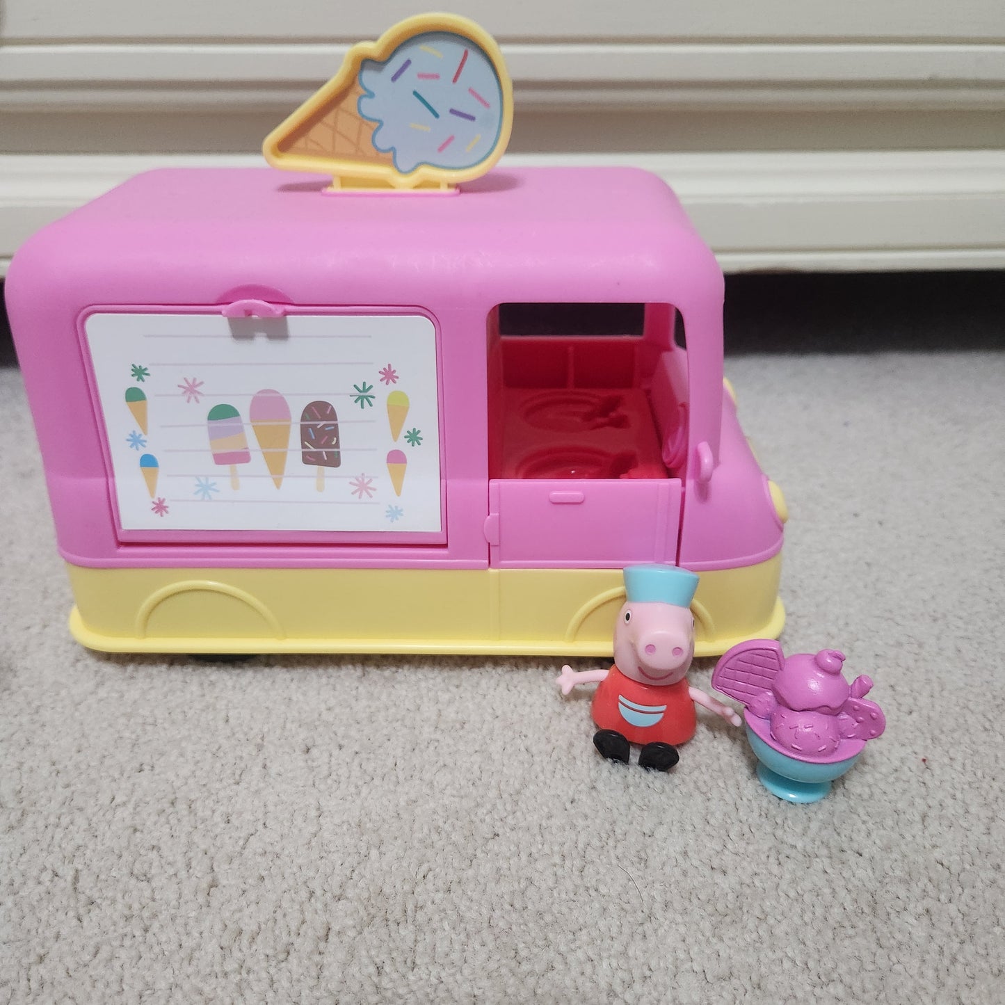 #142 Peppa Pig Adventures Peppa’s Ice Cream Truck