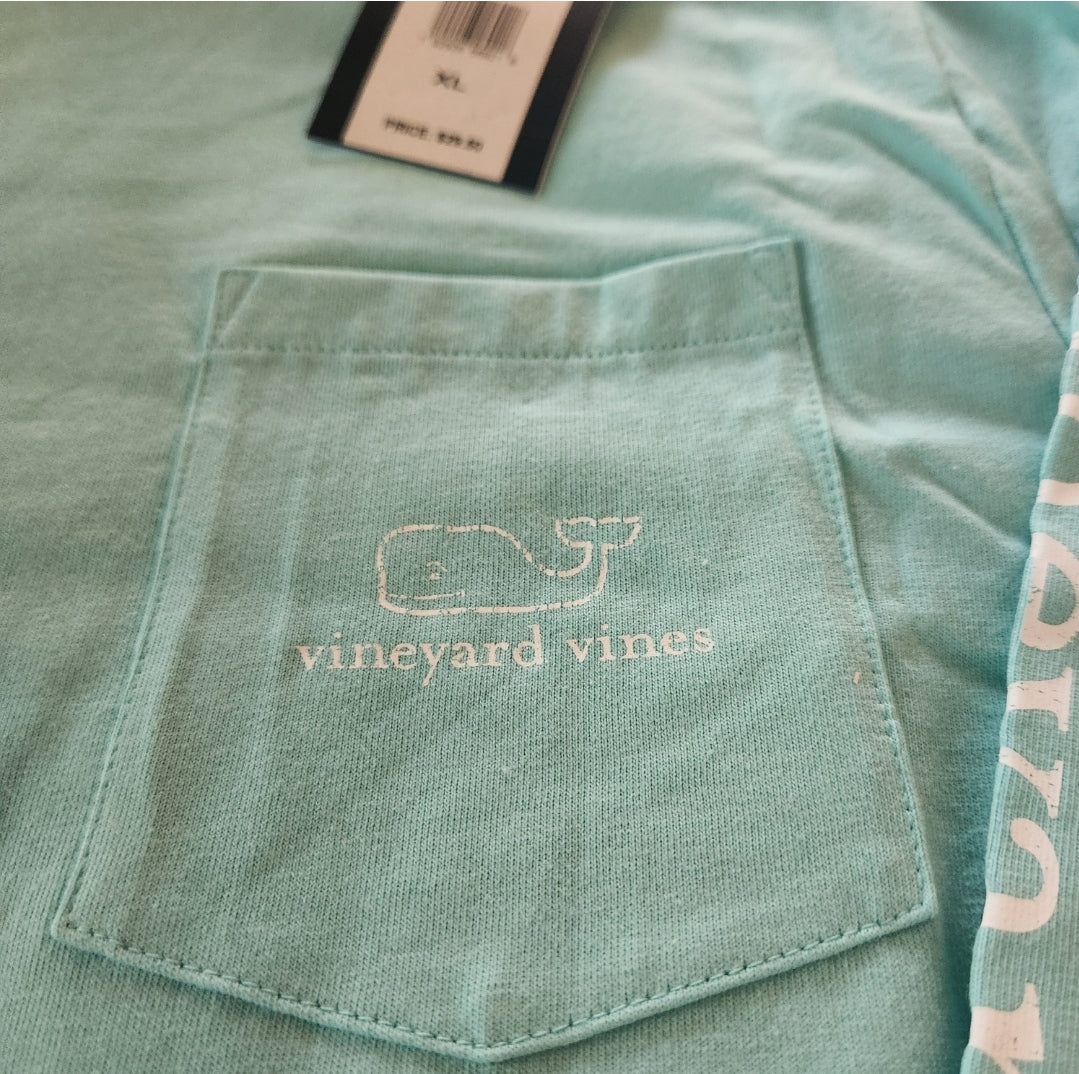 #142 NWT Vineyard Vines XL Size 18 Boys Graphic Long Sleeve Tee