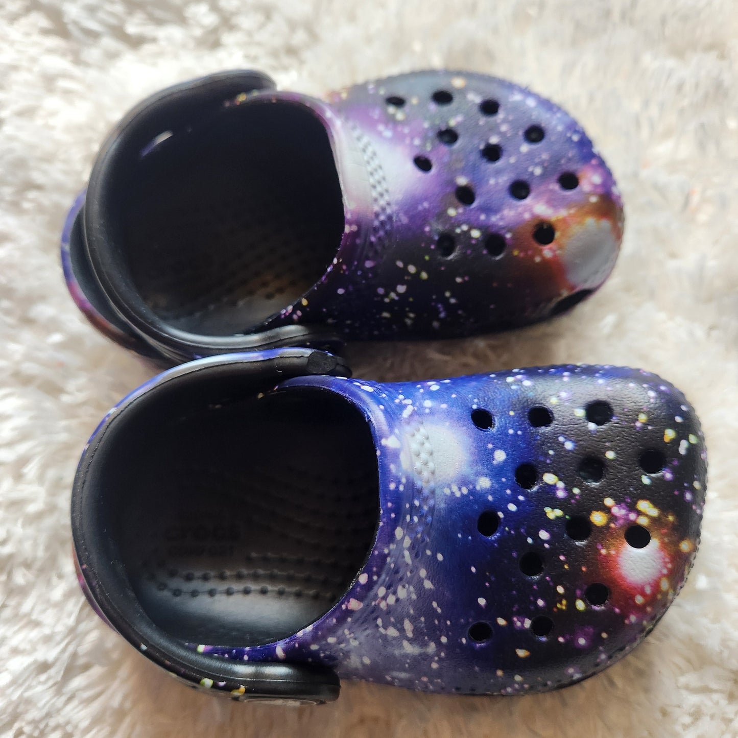 REDUCED #142 Crocs Kids’ Sz 4 Classic Space Galaxy Clog