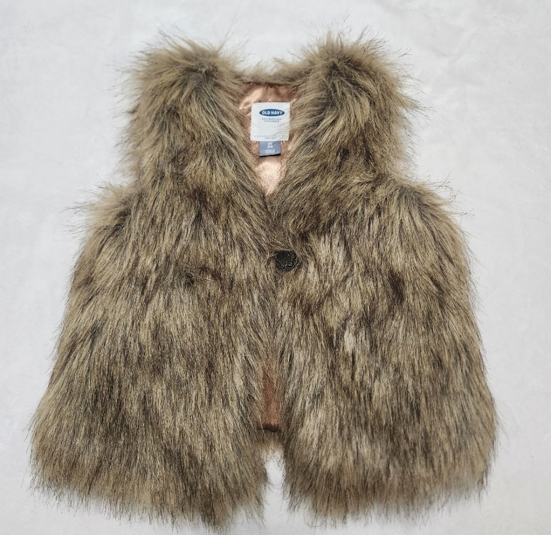 #142 Old Navy 2T Brown Faux Fur Vest