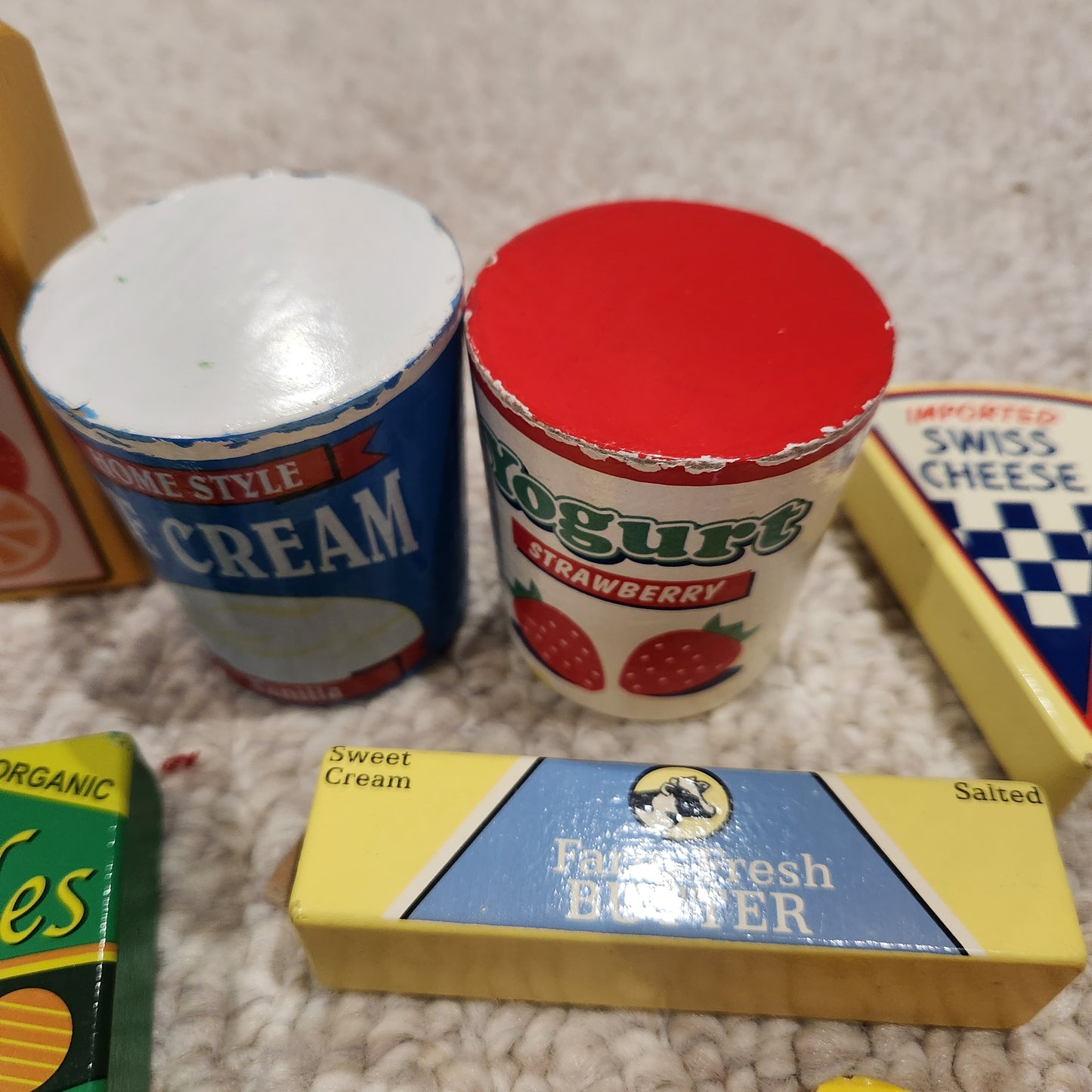 #142 Melissa and Doug Wooden Fridge Food Set