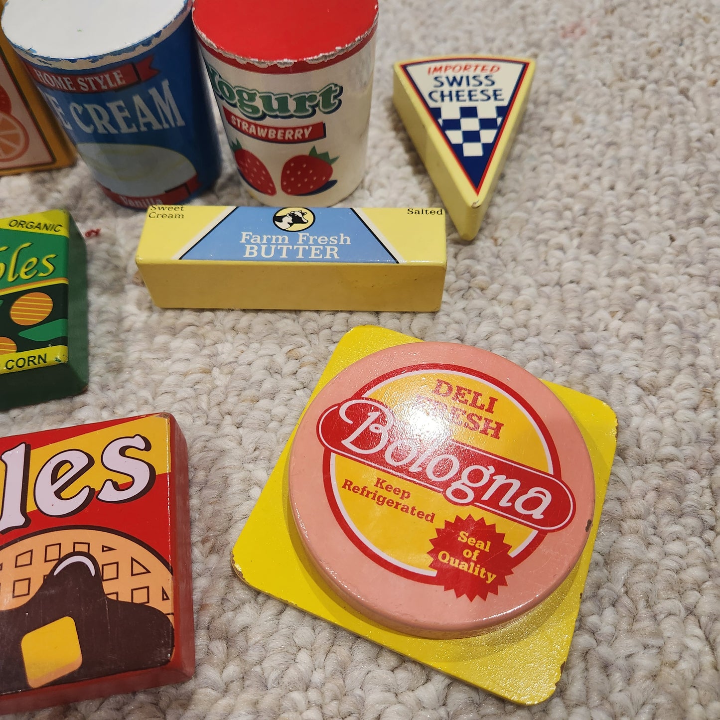 #142 Melissa and Doug Wooden Fridge Food Set