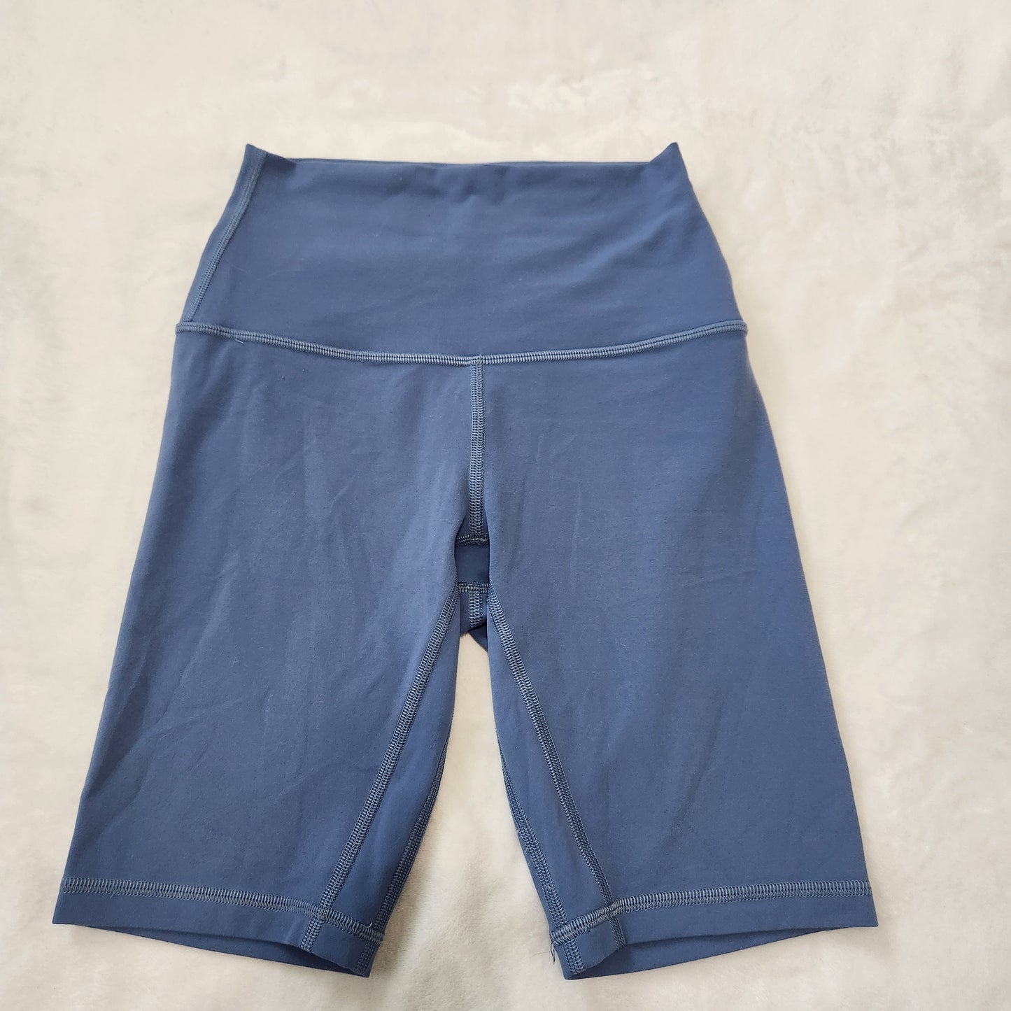 #142 Lululemon Size 2 Women's Biker Shorts