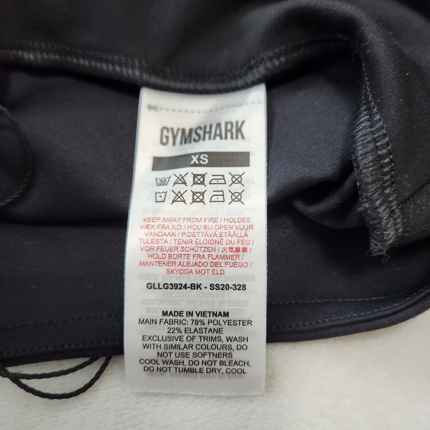 REDUCED #142 NWT GymShark XS Training Cropped Leggings