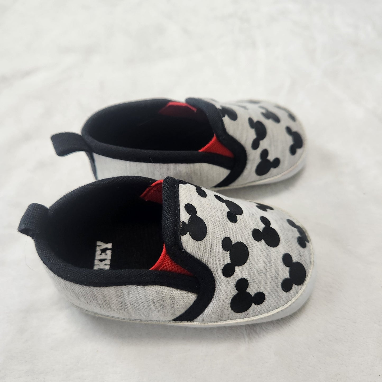 REDUCED #142 Disney Mickey Mouse 9-12 Months Slip On Baby Shoes