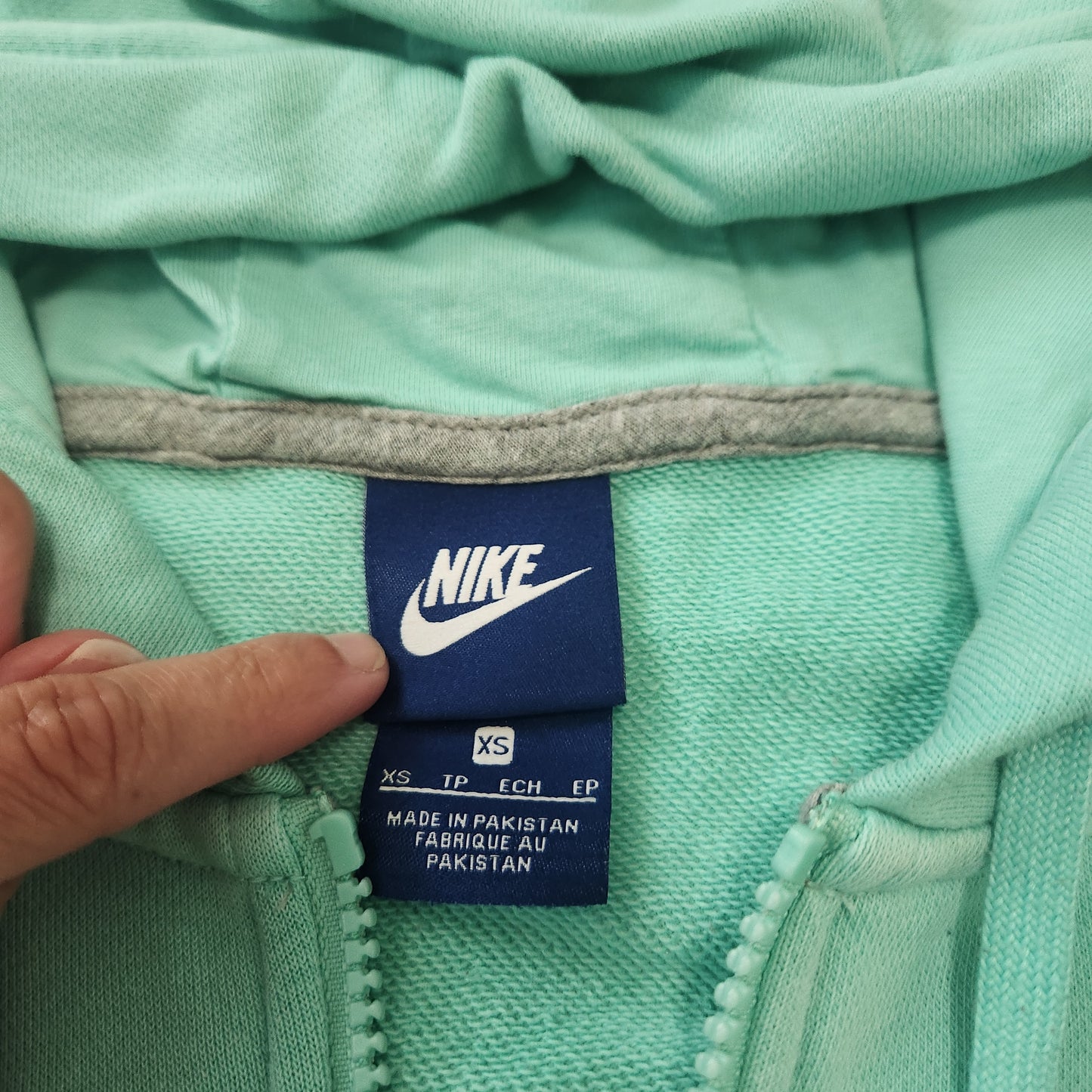 #142 Nike Women's XS Full-Zip Hoodie Sweatshirt