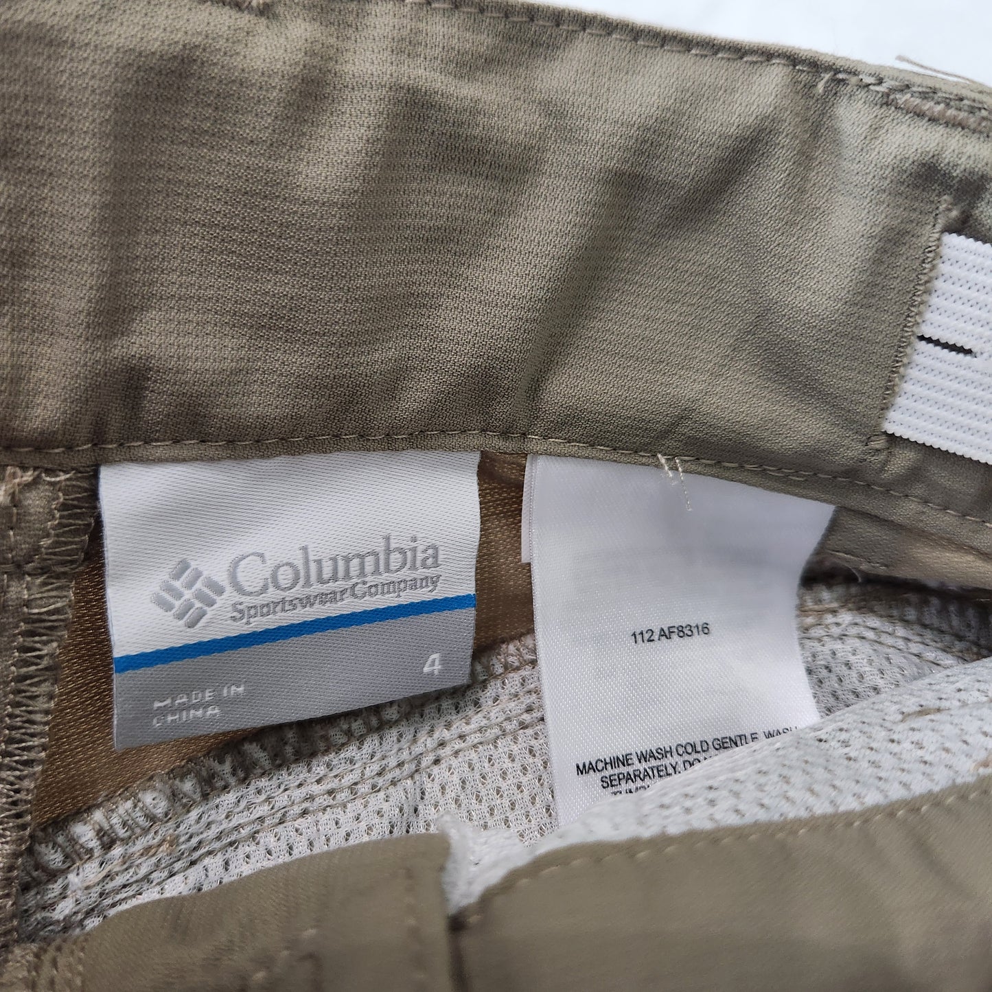 #142 NWT Columbia Girls 4T Silver Ridge Convertible Pants