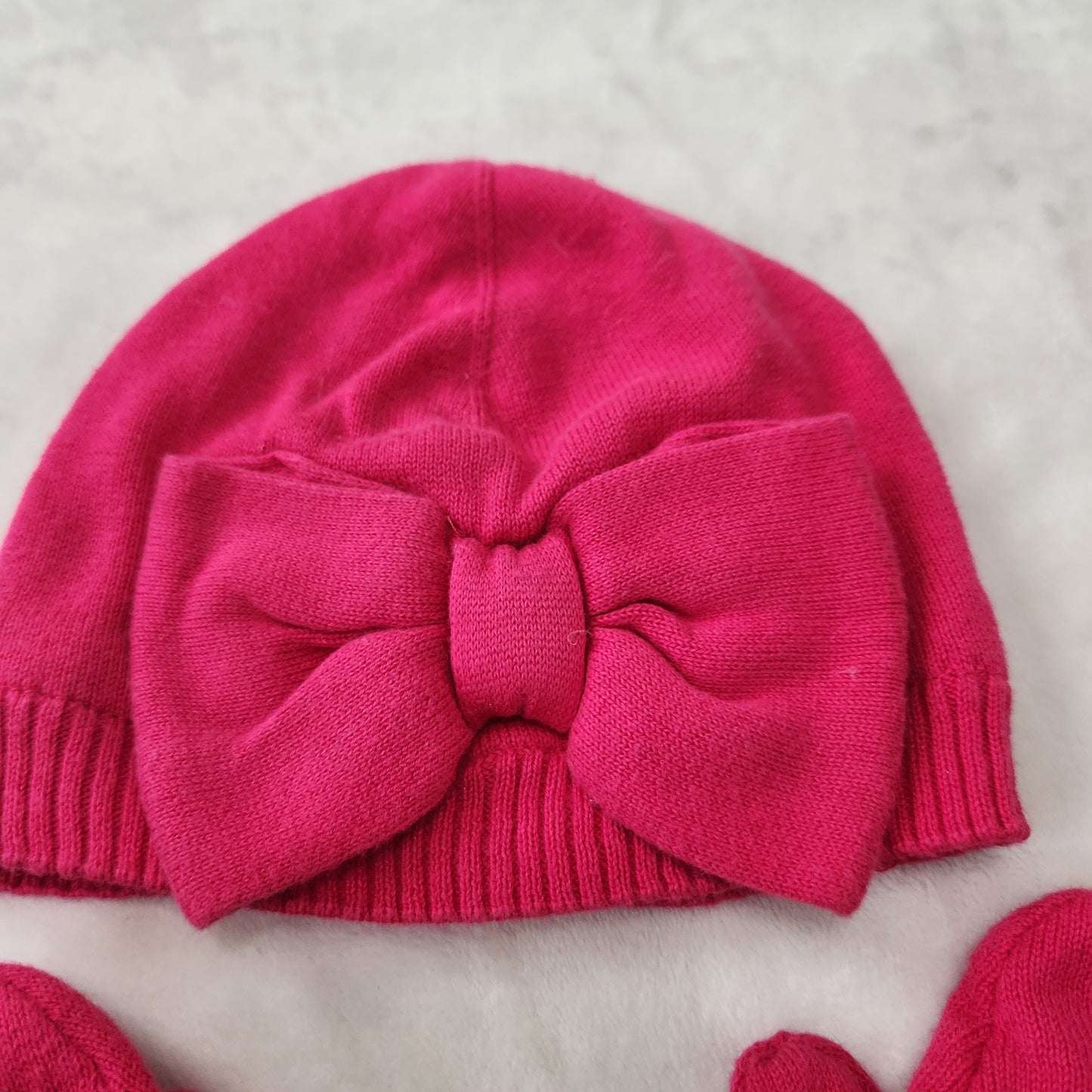 #142 Baby Gap 6-12 / 12-18 Mths Hat & Mittens