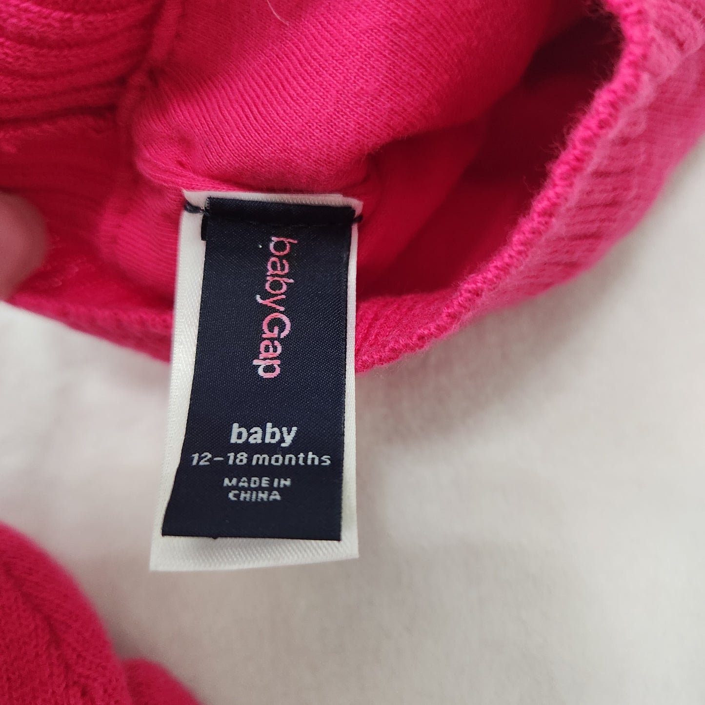 #142 Baby Gap 6-12 / 12-18 Mths Hat & Mittens