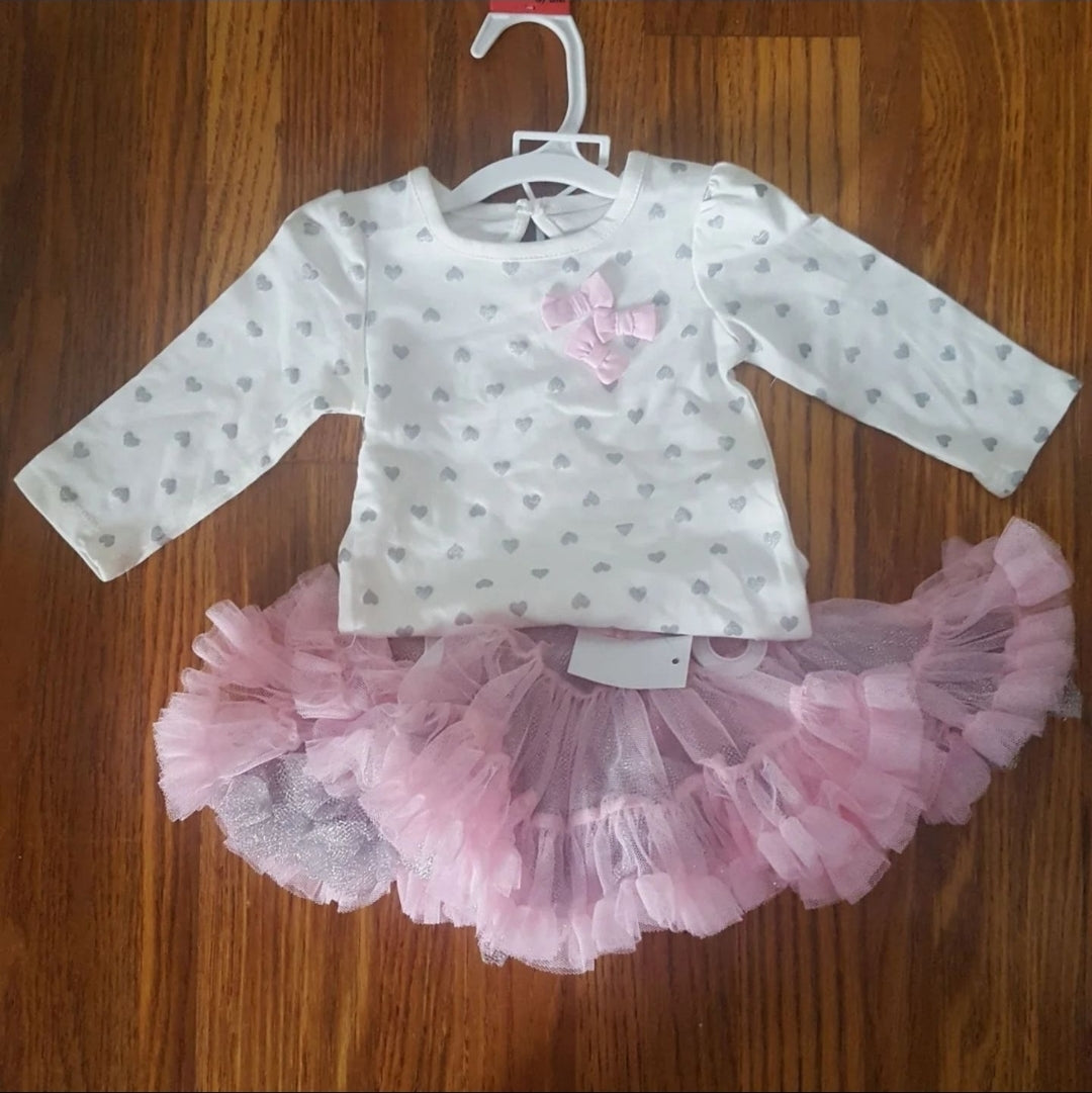 REDUCED #142 NWT Baby Grand 3-6 Mths Signature Tutu Outfit