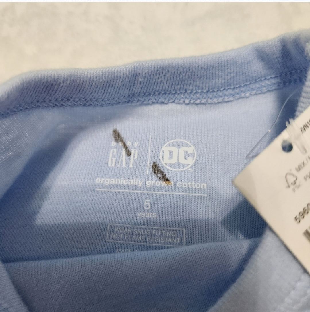 #142 NWT DC x Baby Gap Sz 5T Wonder Woman Pajamas