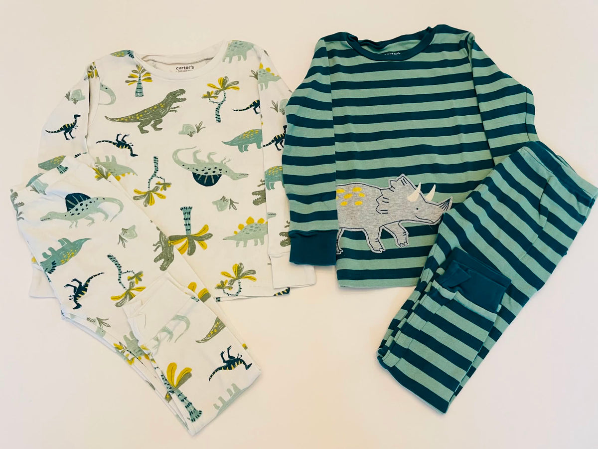#54 - Boys 4T Carters Dinosaur Pajamas (2)