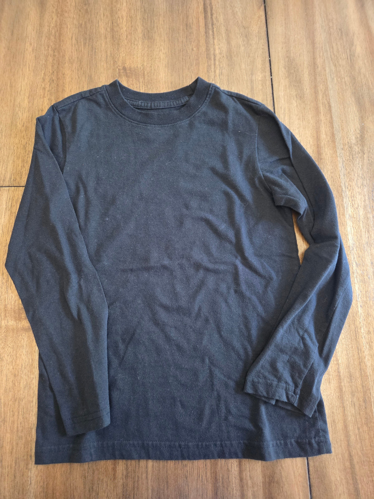 Seller 188 boys size 6/7 cat and jack and polar bear shirts