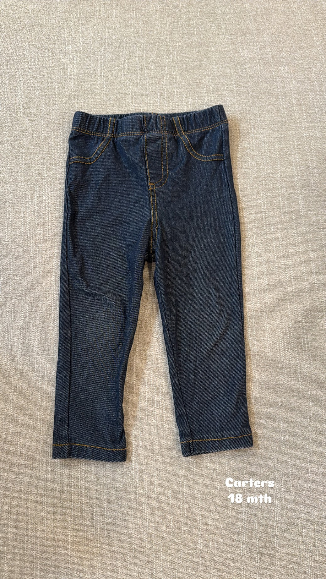 #145 Carters jegging Girls 18 mth GUC