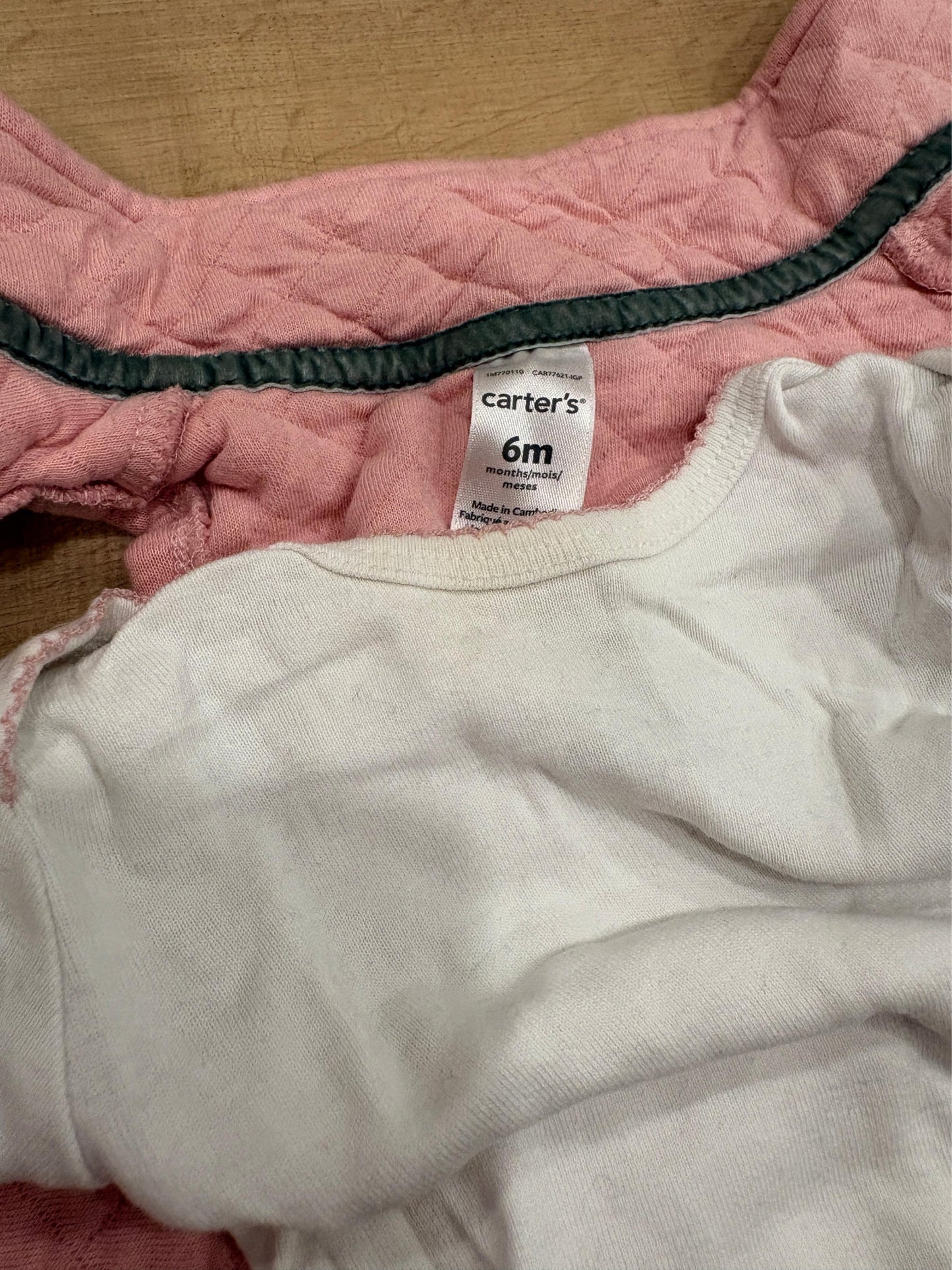 #37 3-6M Girls Carter's 3-Piece Set - see description