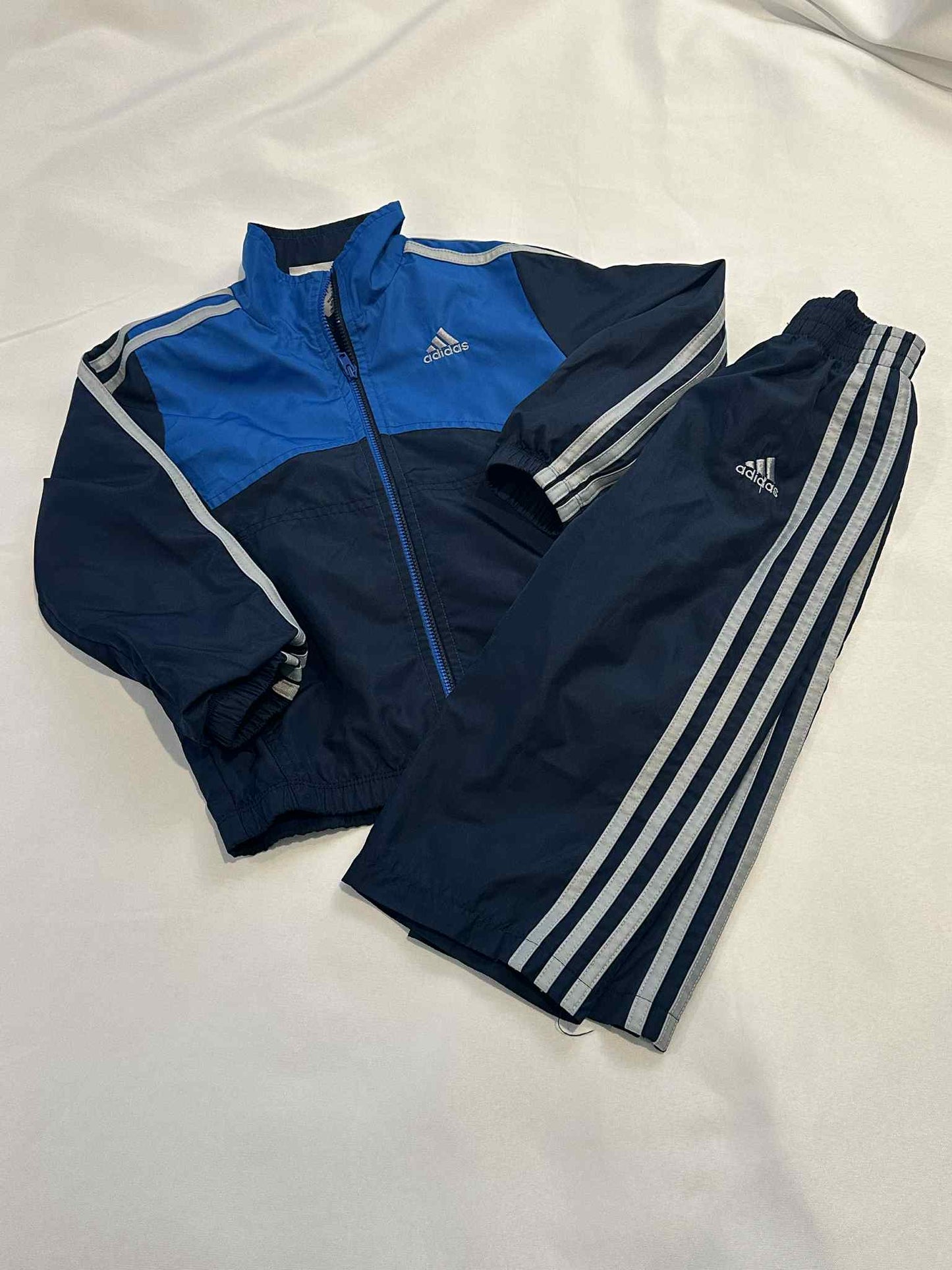 #149 3T Adidas Jogging Suit
