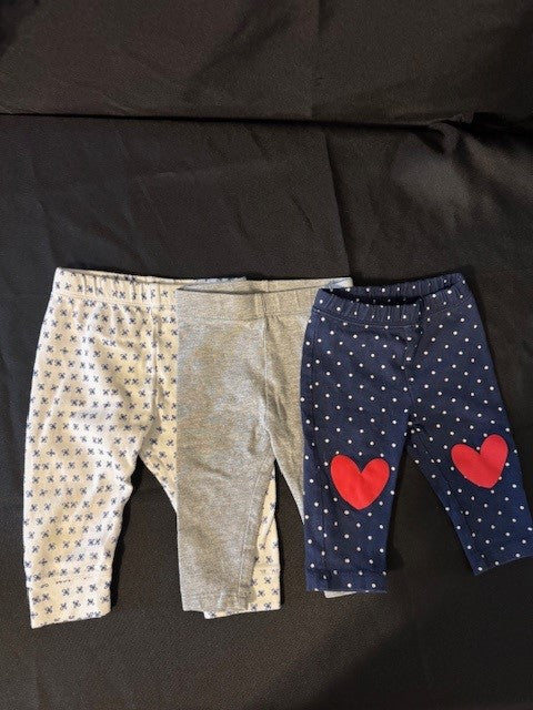 Seller #141 Legging set of 3 GUC size 3-6M SR