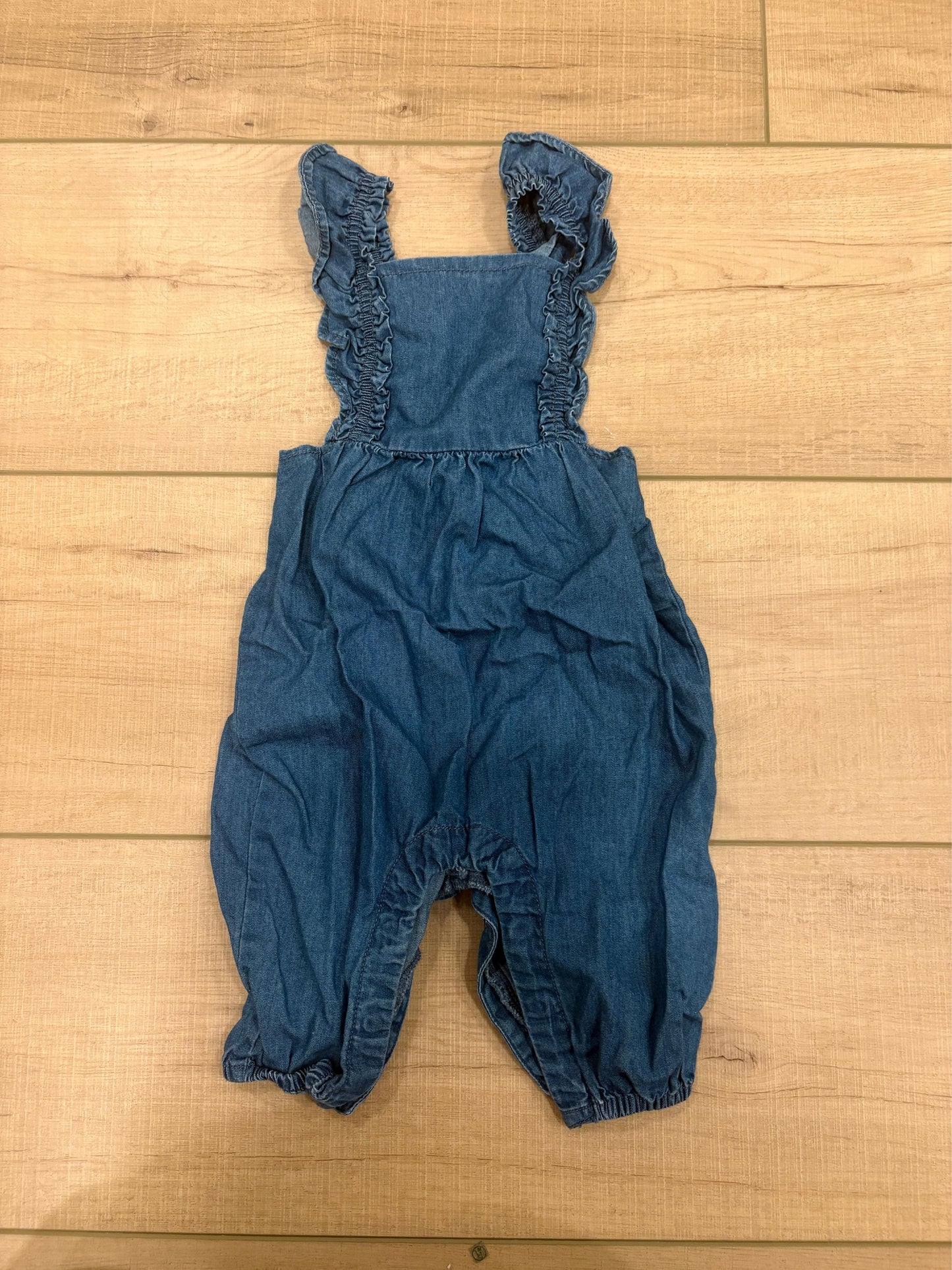 #37 0-3M Girls Old Navy Ruffle Overalls