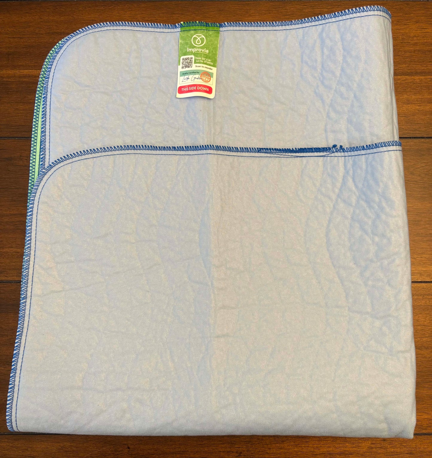 Seller #210 Improvia Unisex One Size Blue & Green Washable Waterproof Under Pad for Bed