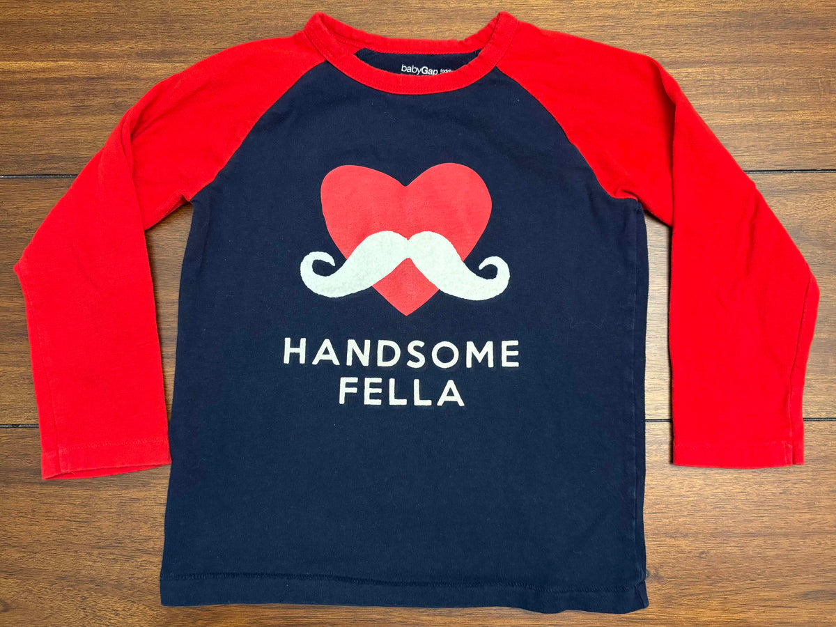 #197 Gap Boys Size 4 Navy & Red Heart Graphic Long Sleeve Top