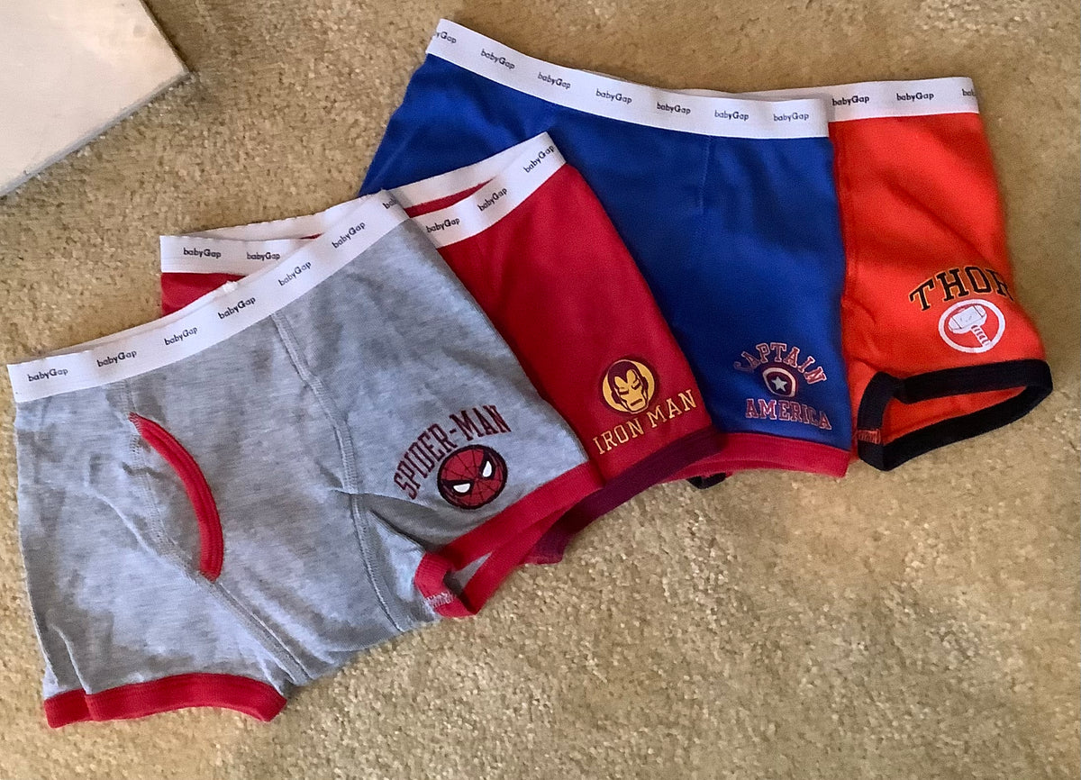 #130 GAP Boys Superhero Boxer Briefs Sz 4-5