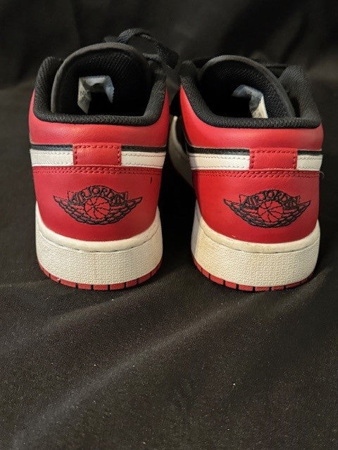 REDUCED #141 Nike Air Jordan 1 Low GS Bred Toe Black Gym Red White Retro 6.5Y JS