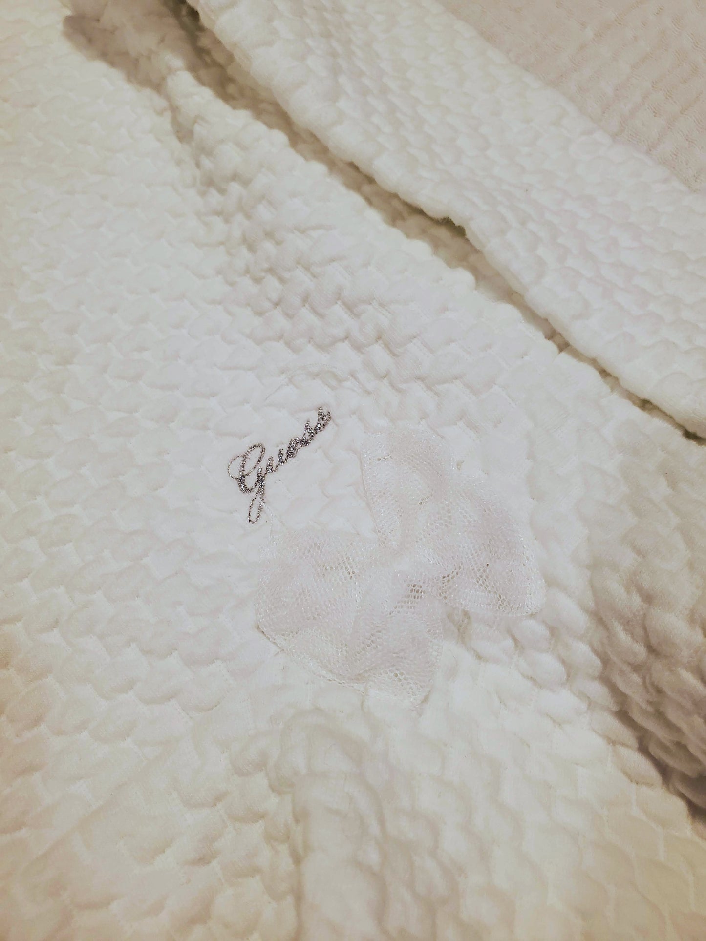 #131 REDUCED Guess white quilted long sleeve dress with bow detail girls 24M