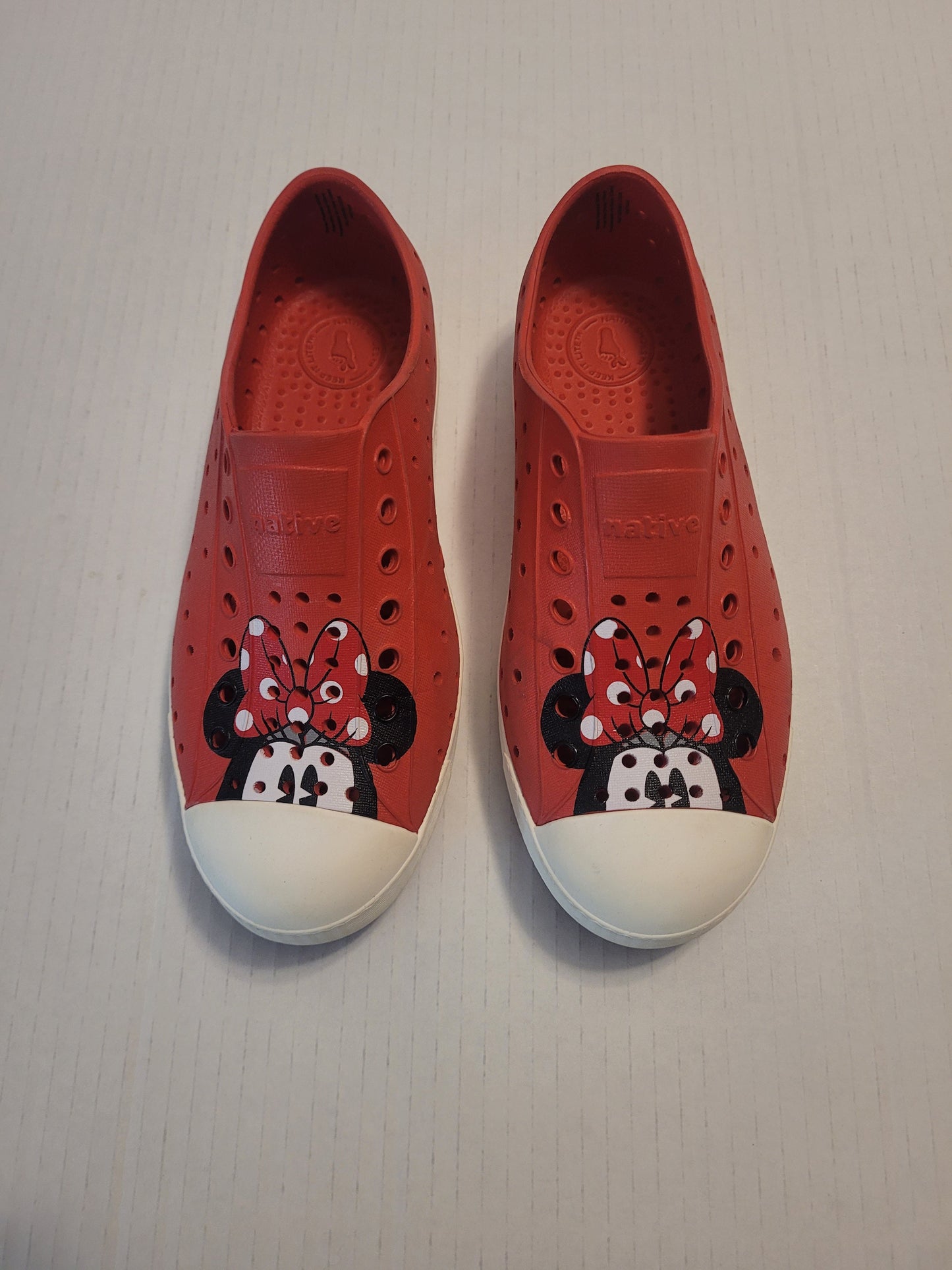 #109 Girls Native Minnie Mouse Jeffersons Size J1