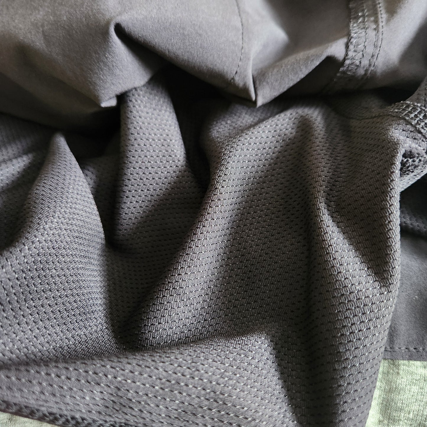#142 Athleta Chelsea Size 2 Black Cargo Skort Skirt