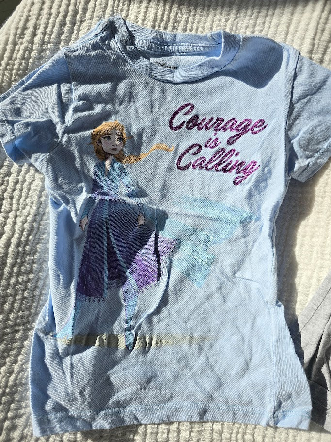 #131 Frozen 2 T-shirts girls size 4/5