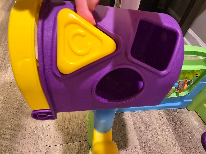 #131 Little Tikes Activity Garden