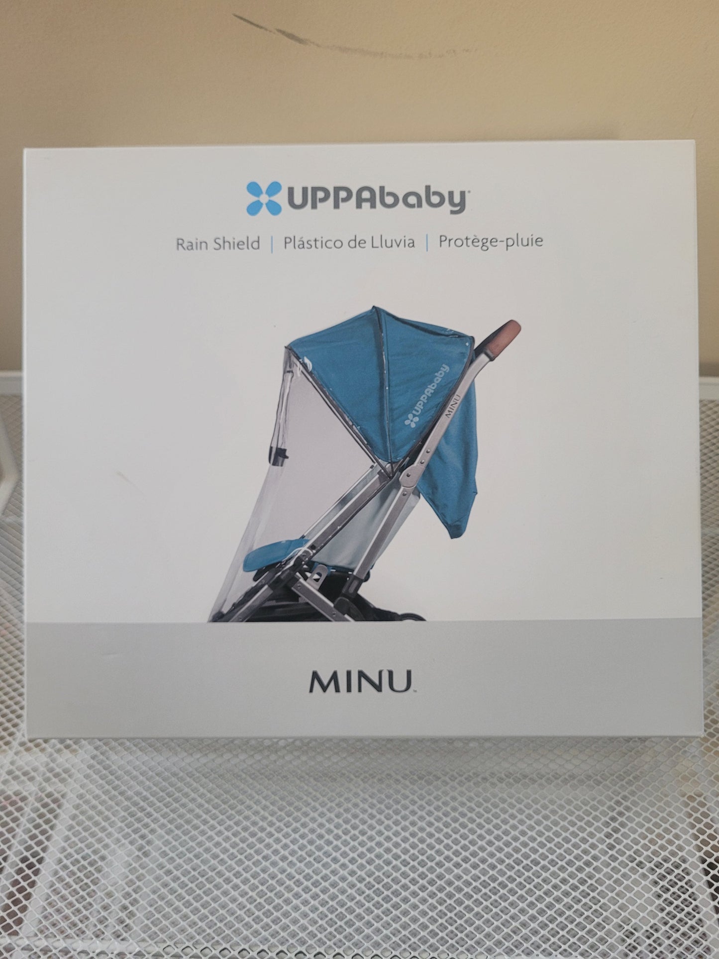 #109 Uppababy NIB Minu Rain Shield