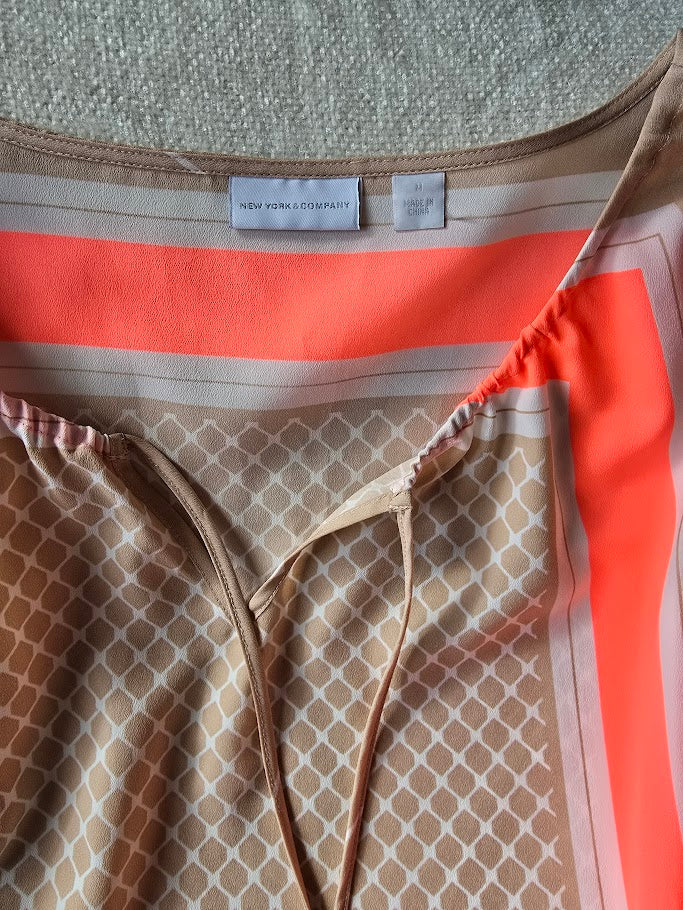 #131 New York & Company womens beige & salmon blouse size M