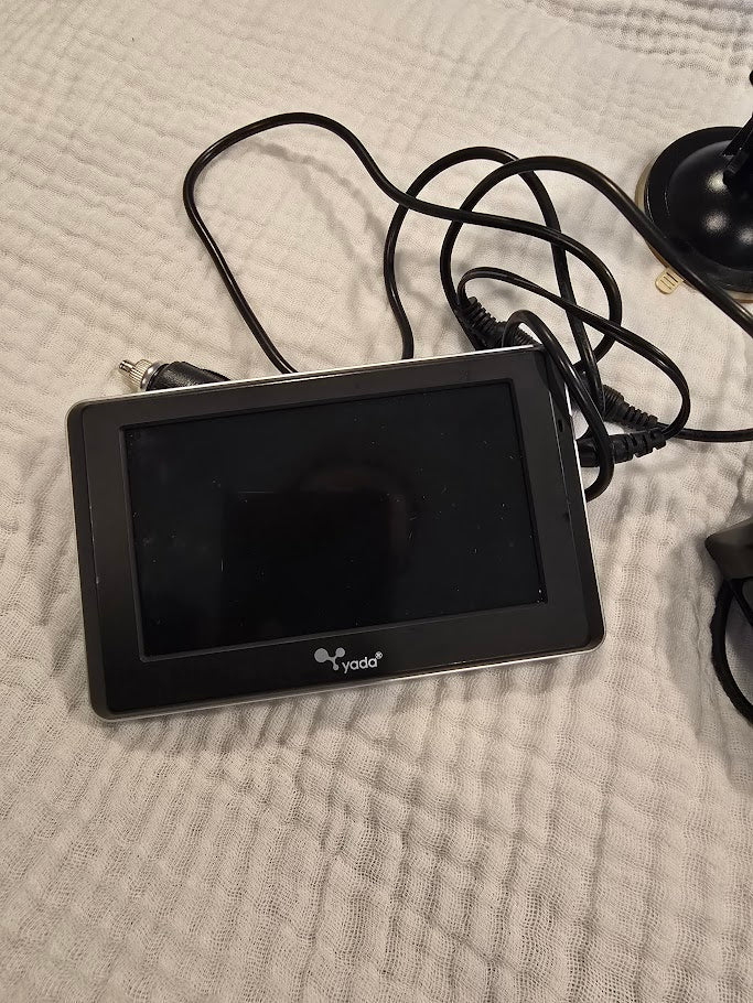 #131 REDUCED Yada baby backseat camera set