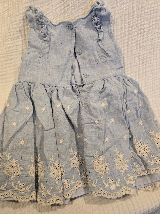 #131 Pippa & Julie Chambray dress size 24M