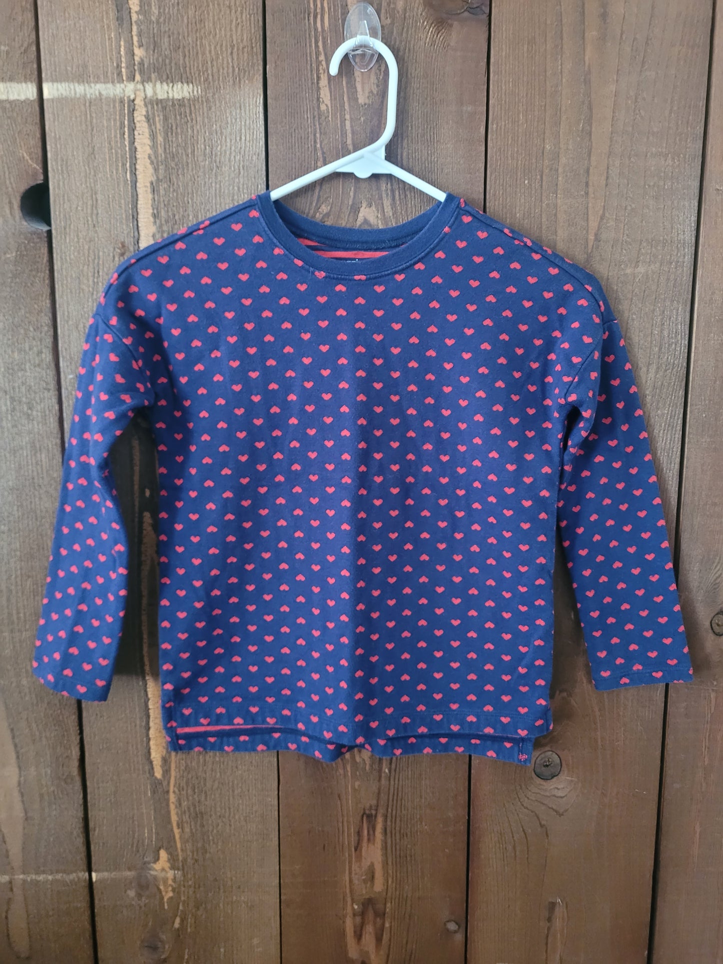 #109 Primary Heart Print Top Girl's Size 6-7Y