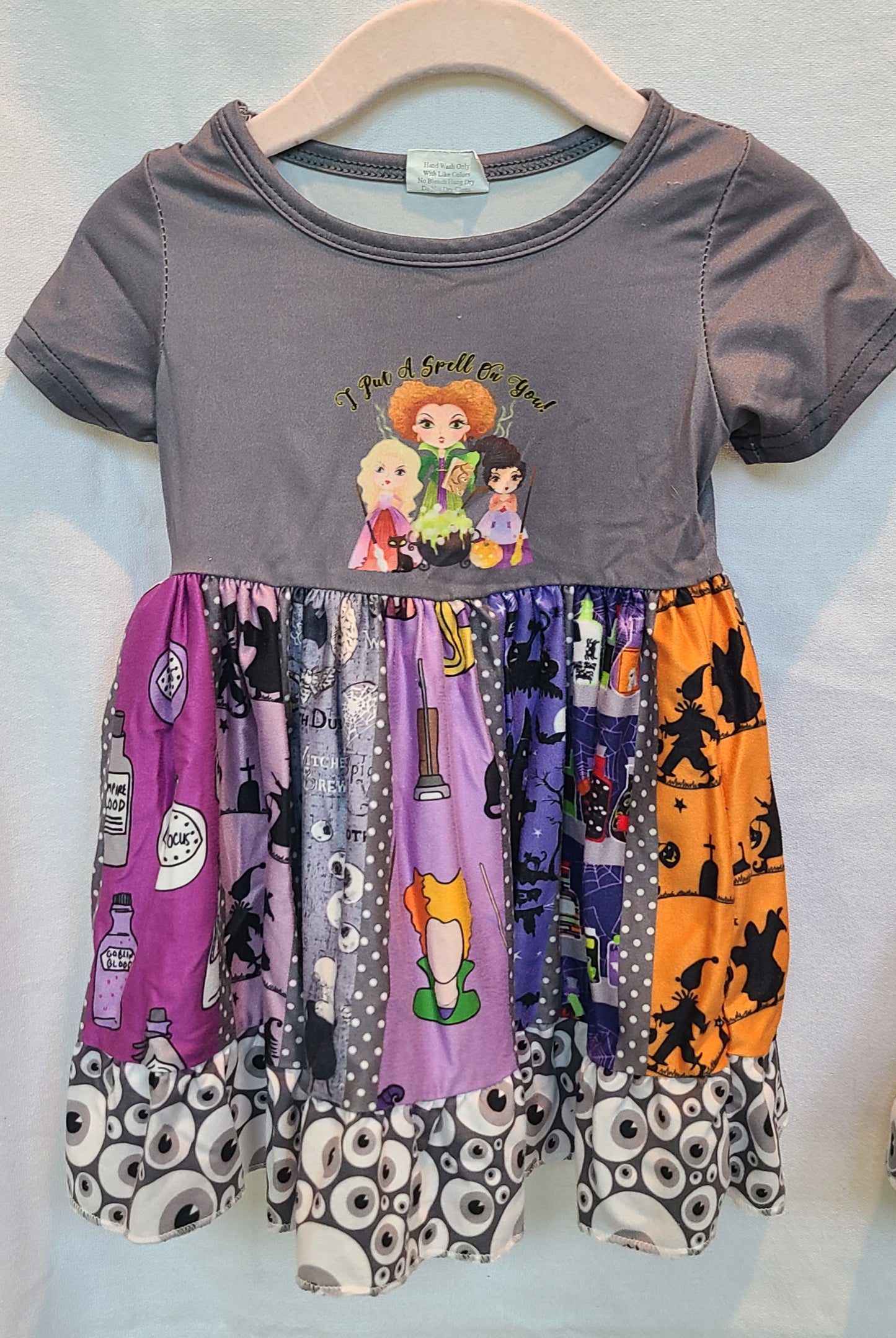 #188 Girls 2XS (6M-12M) Hocus Pocus Dress Small Shop (1 of 2)