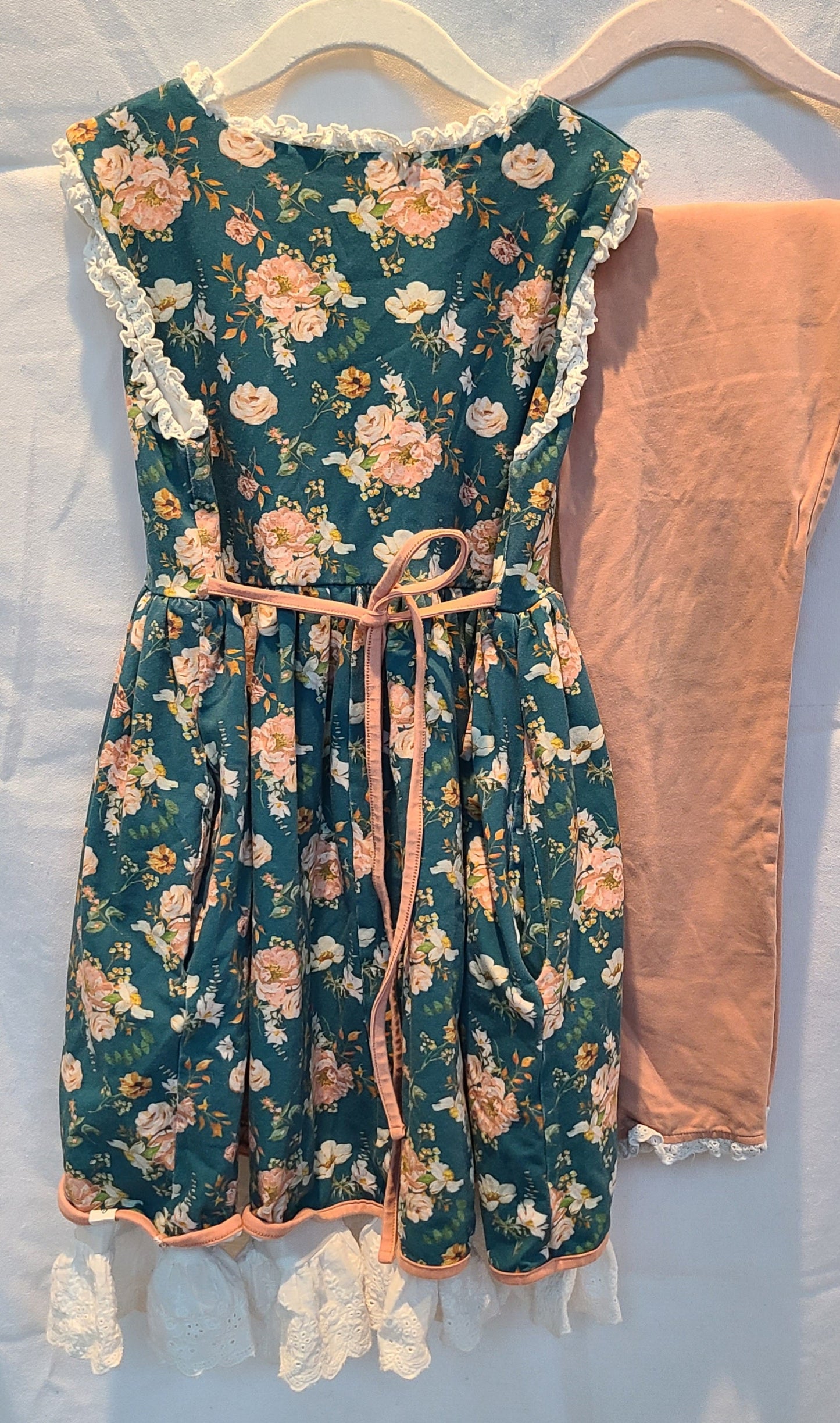 #188 Girls Size 12Y Love and Grow Enchanted Rose Tunic Set