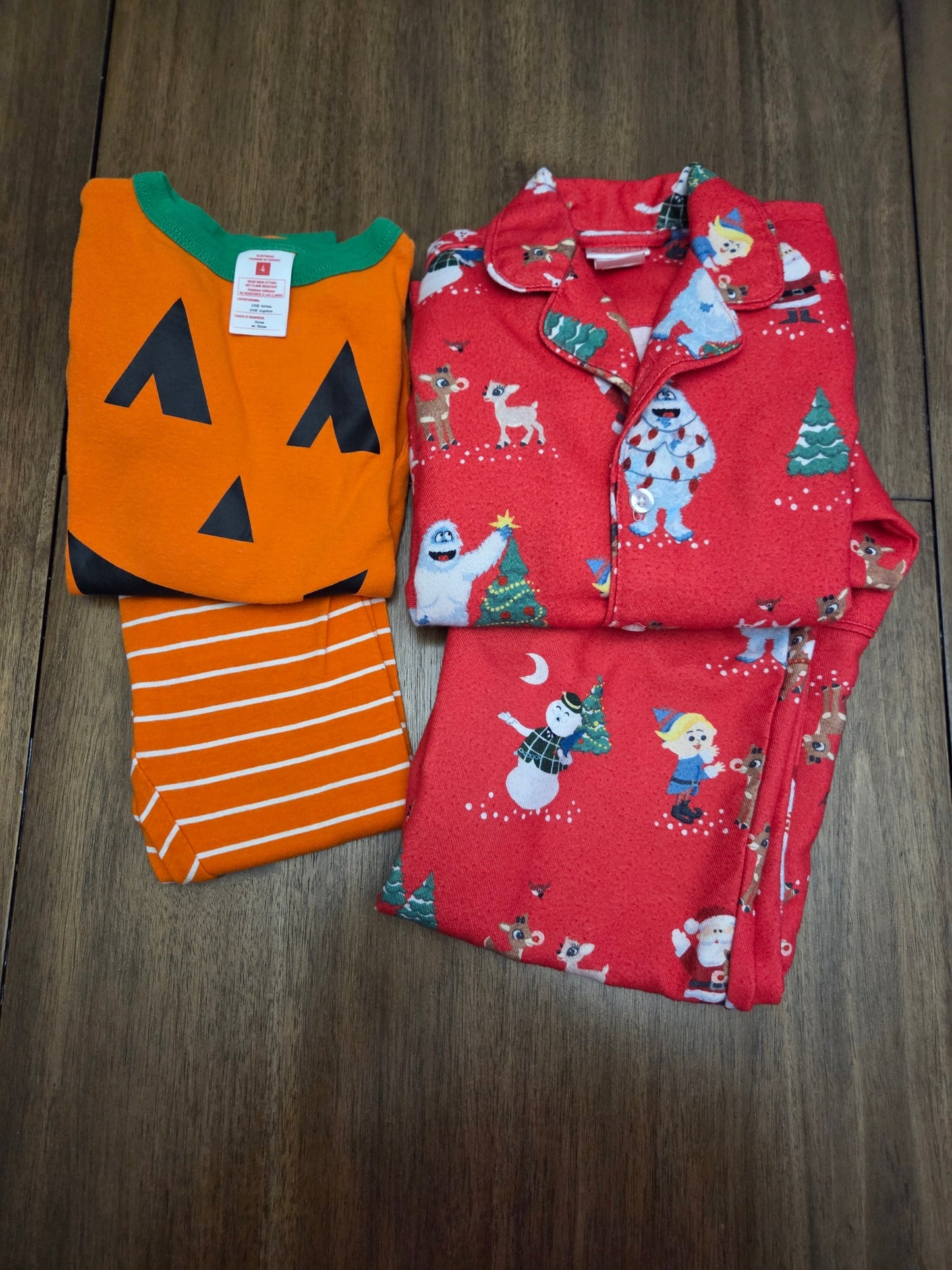 REDUCED Seller 184 Girls holiday pajamas size 4t