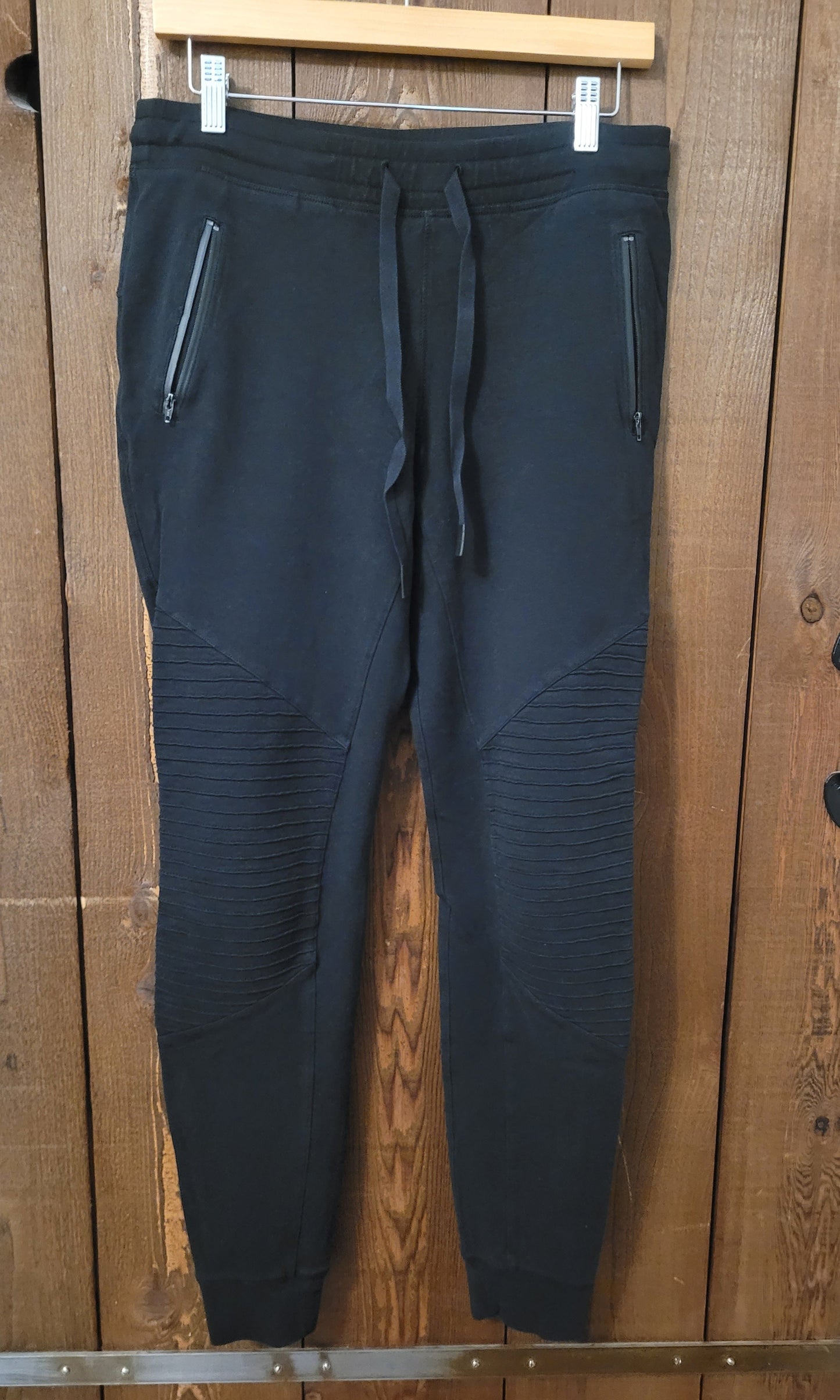 #109 Alo Yoga Lounge Moto Jogger Pants Women Size M