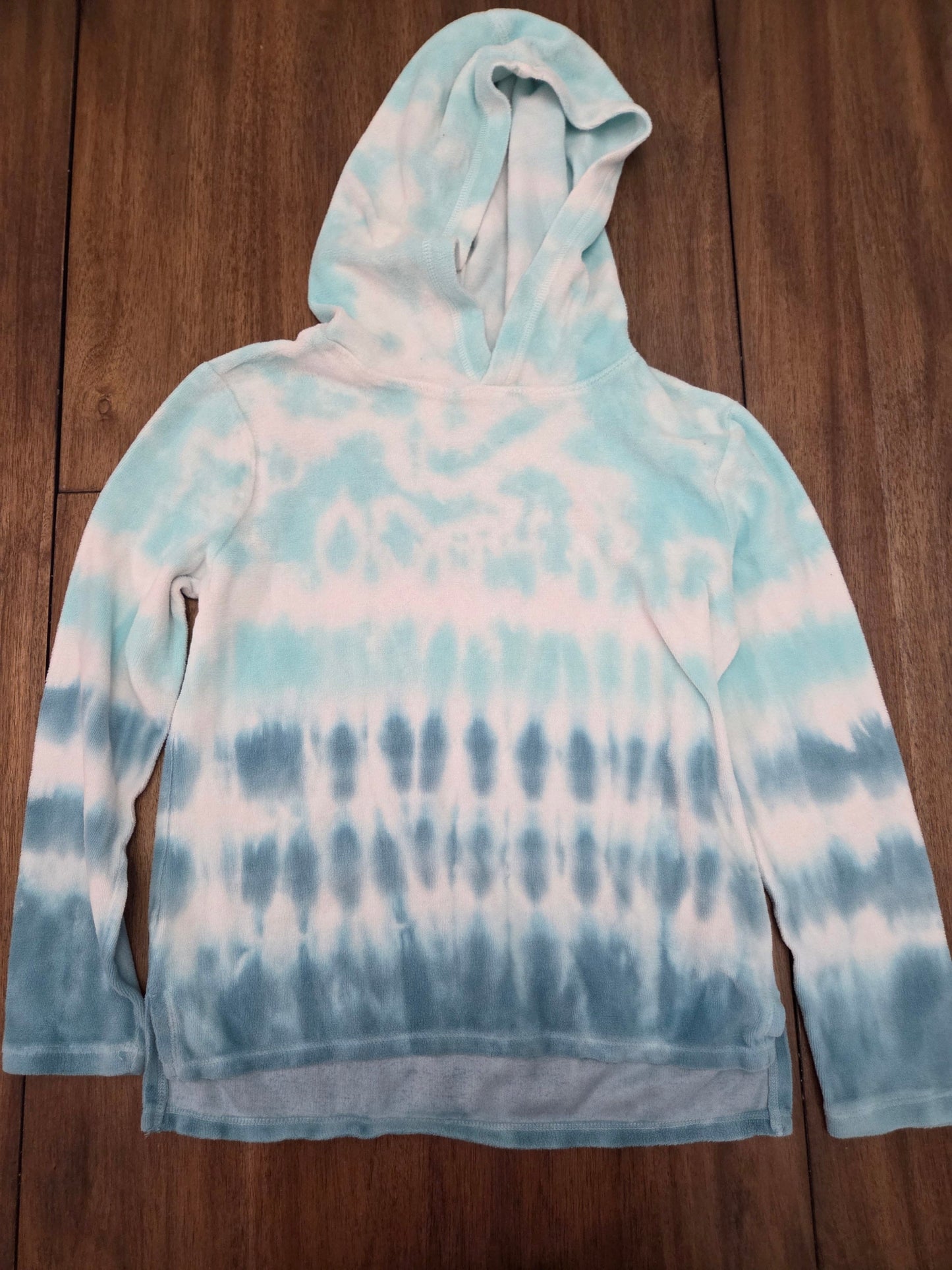 REDUCED Seller 184 girls sweaters size 8