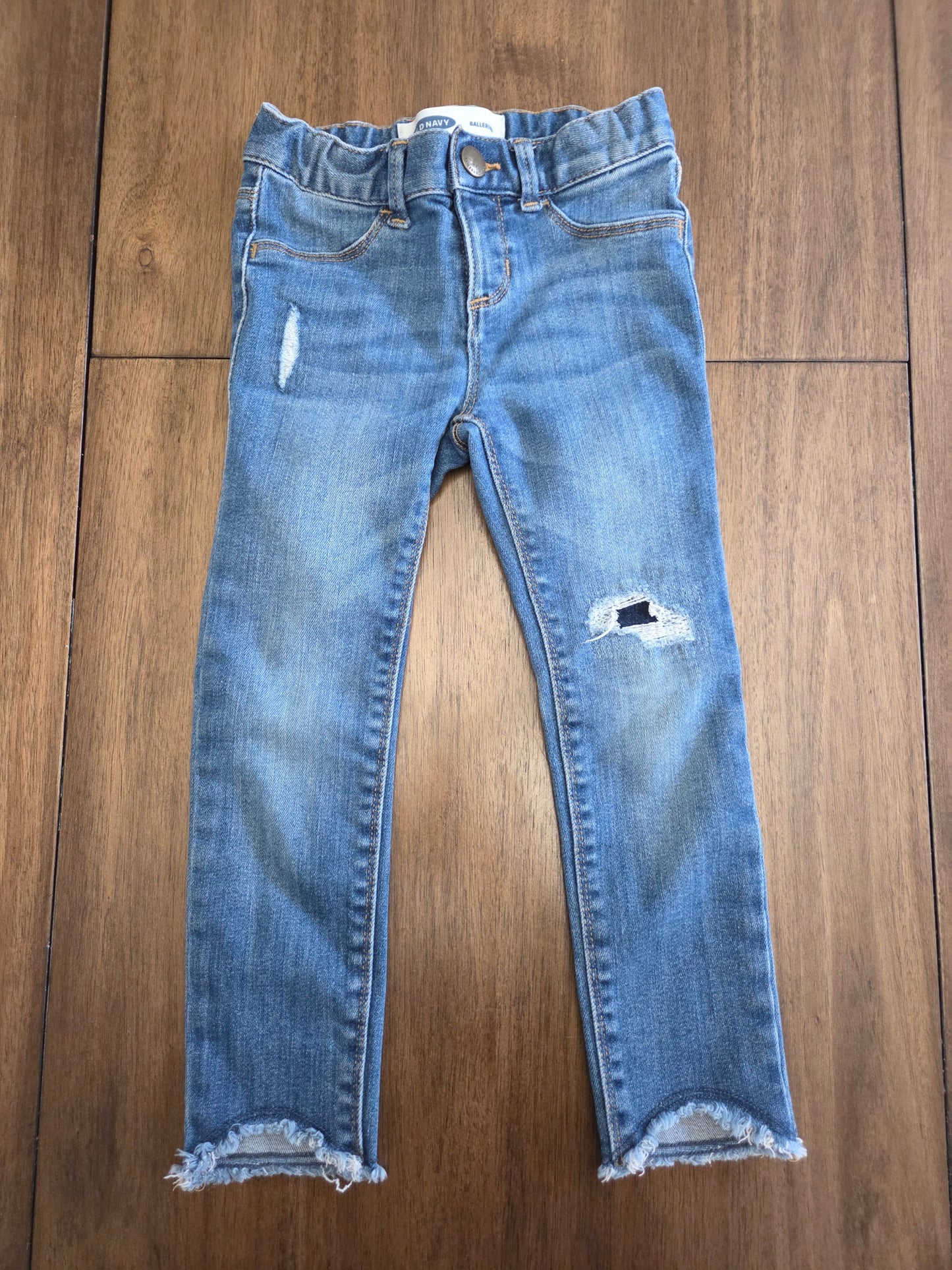 REDUCED Seller 184 girls straight leg jeans size 4