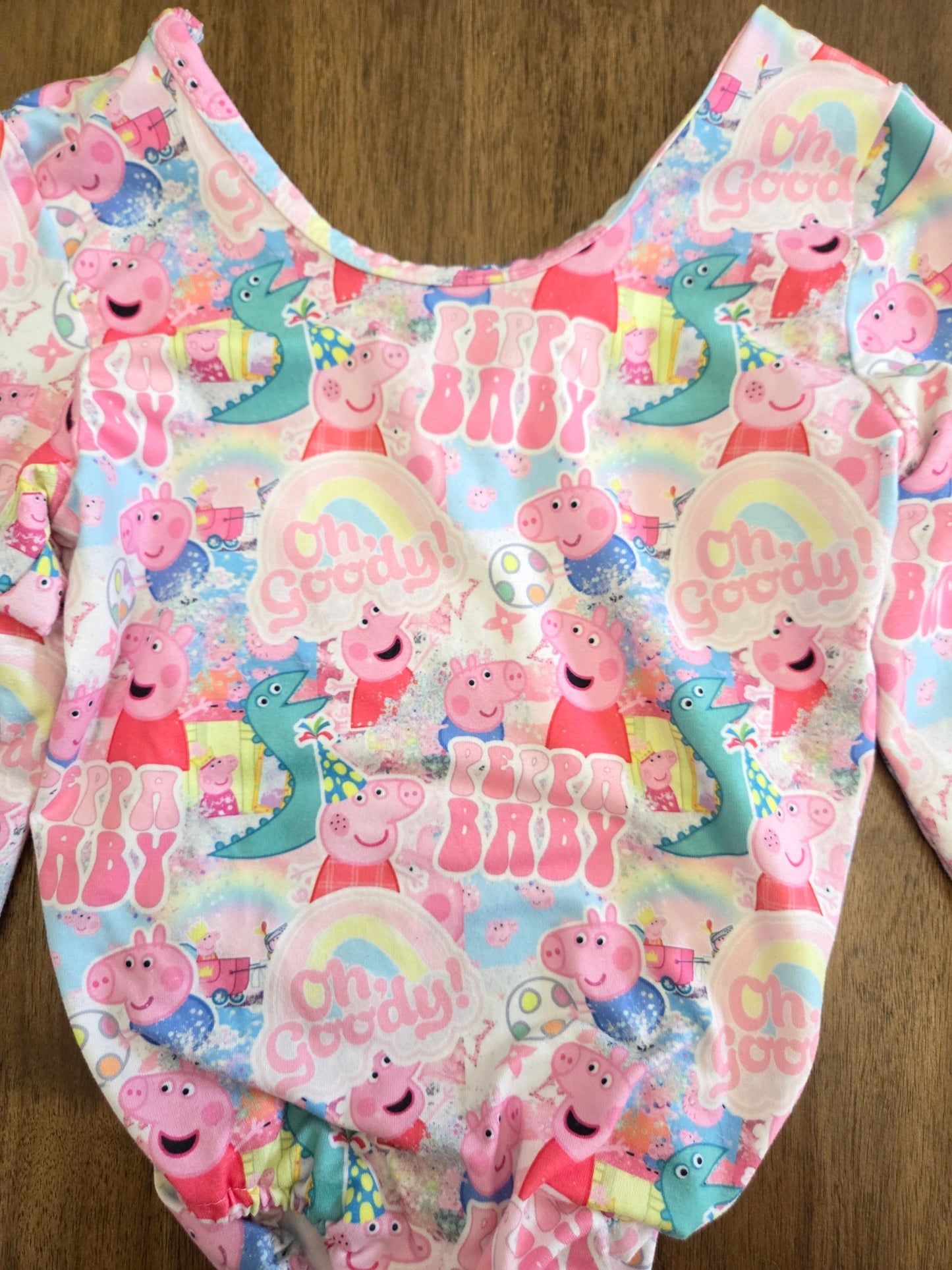 REDUCED Seller 184 peppa pig leo top size 4