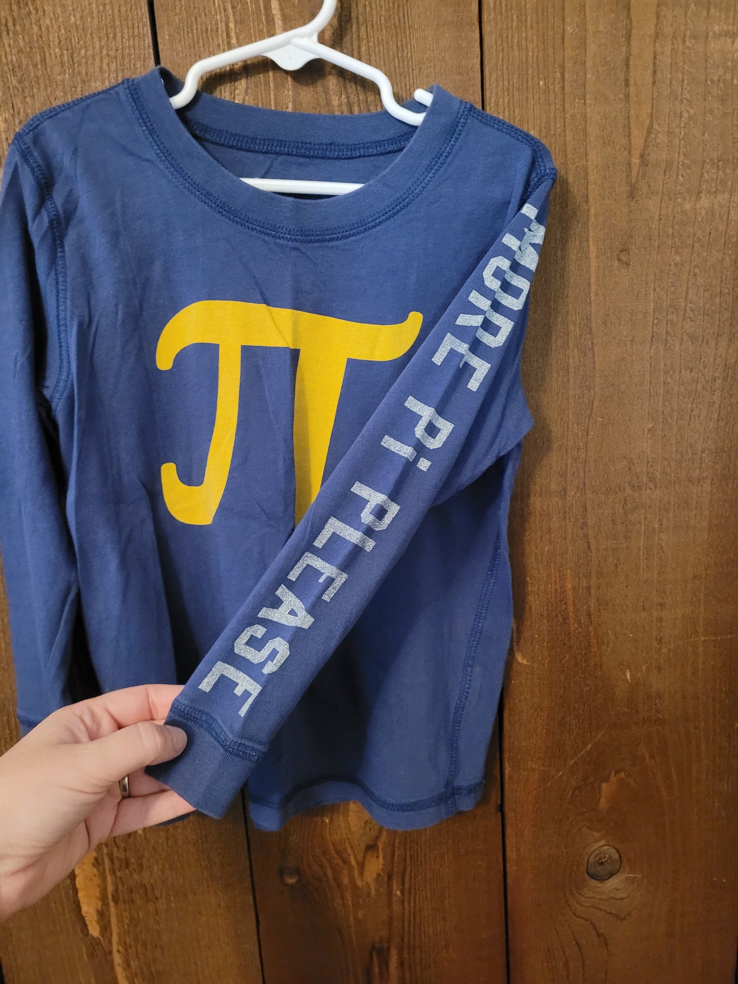 #109 Peek... Pi Day Long-Sleeve Top Boys Size S (4/5)