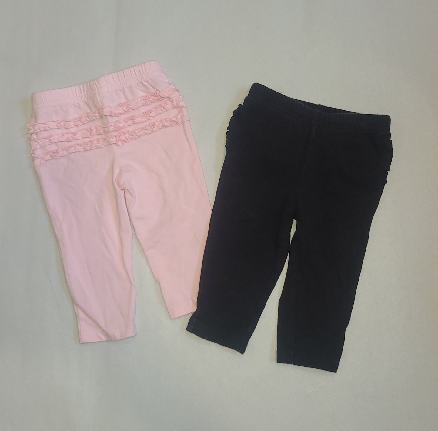 Seller # 4 - Carter's 0-3 month girl ruffle butt pant set