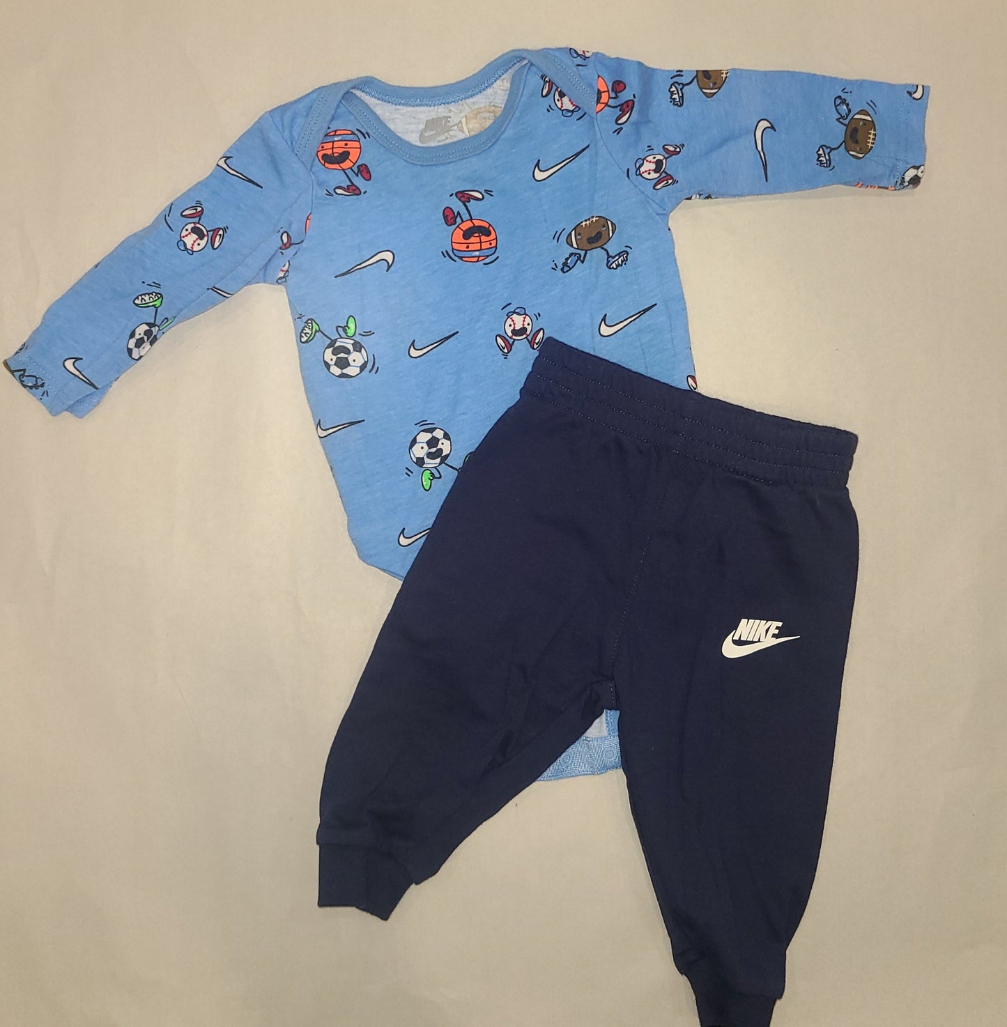 Seller #4 - Nike 3-6 Month Boys Sport Balls Outfit